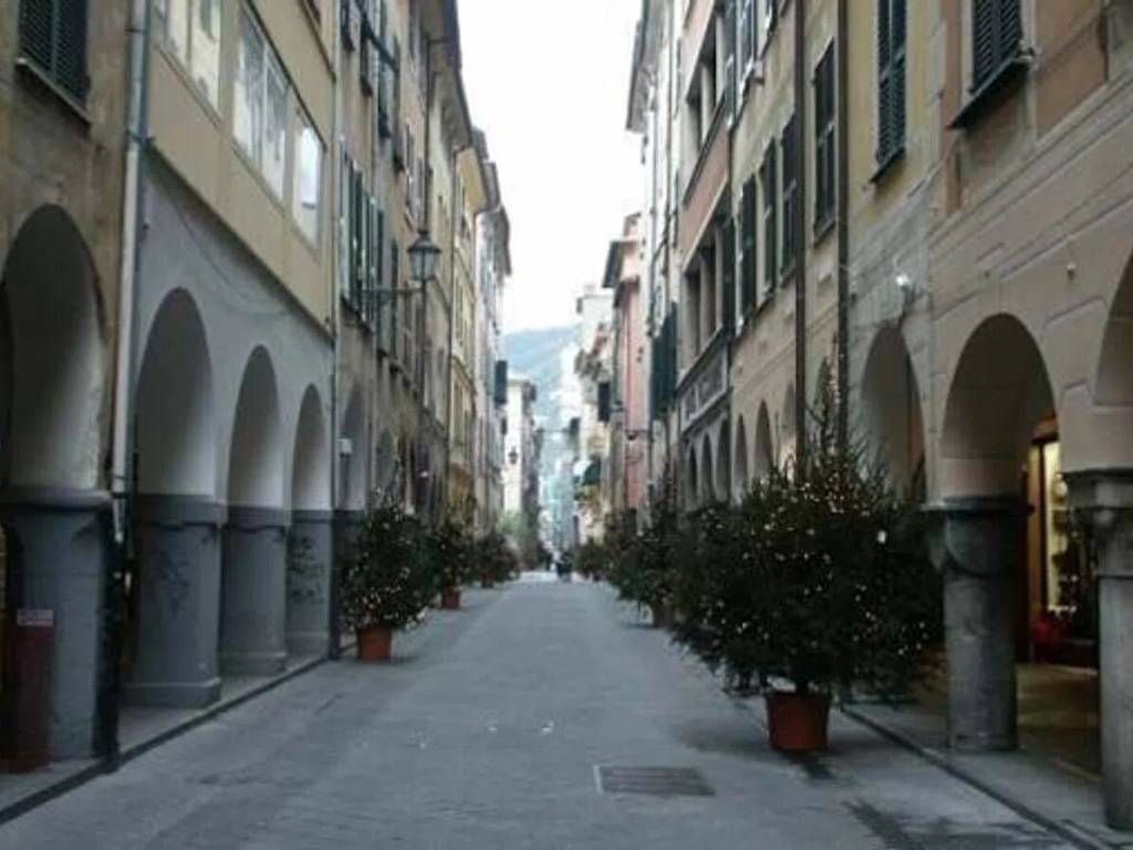 negozio in affitto a Chiavari