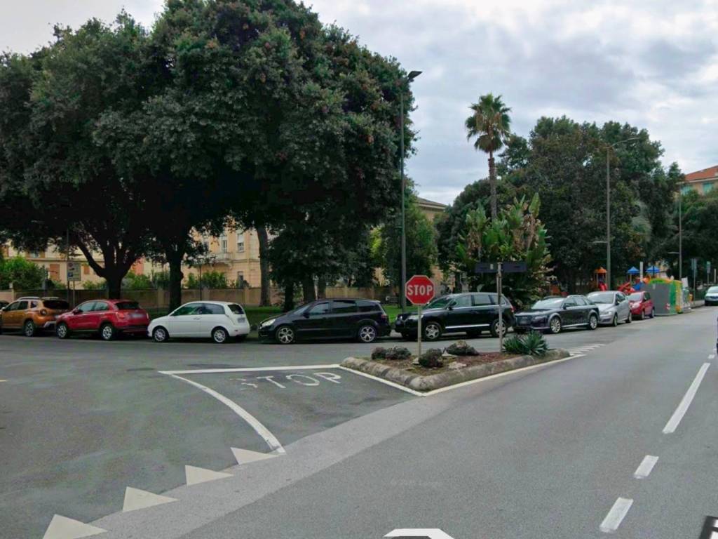 negozio in affitto a Chiavari