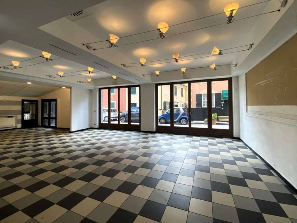 negozio in affitto a Chiavari