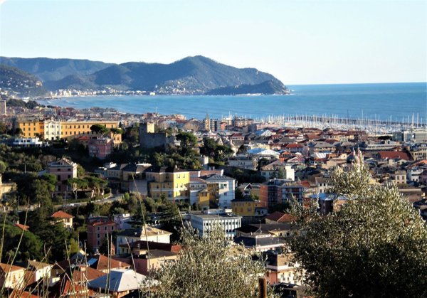 rudere in affitto a Chiavari