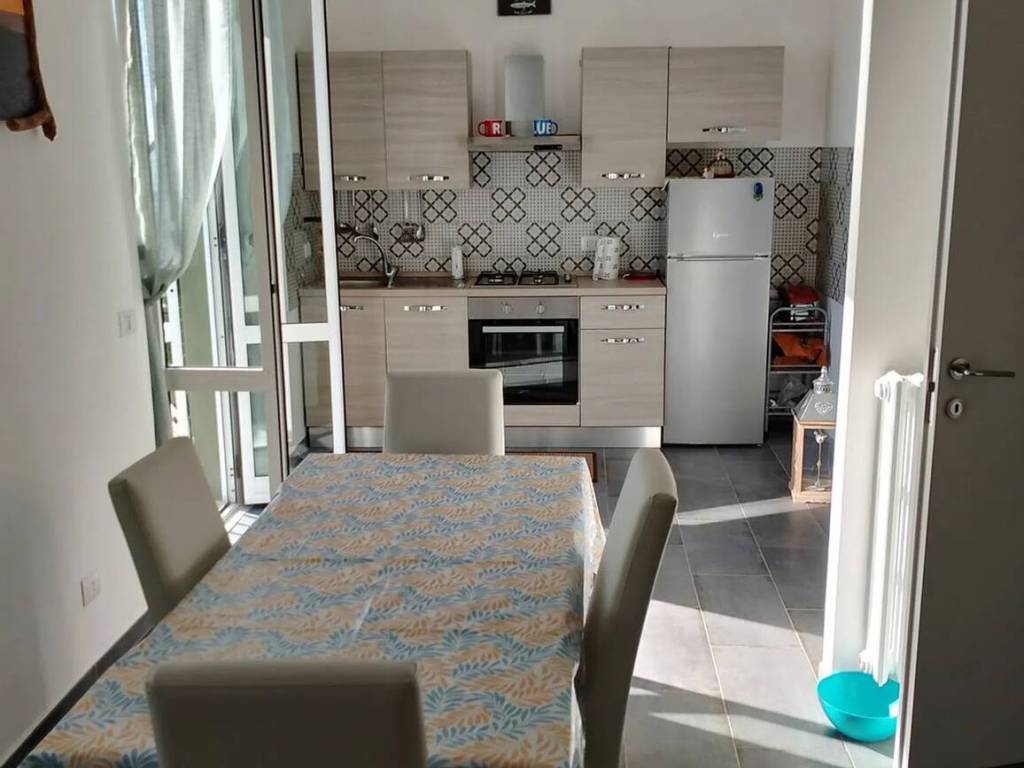 appartamento in affitto a Chiavari in zona Sant'Andrea di Rovereto