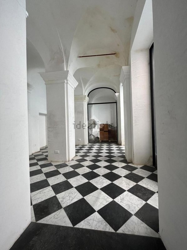 negozio in affitto a Chiavari