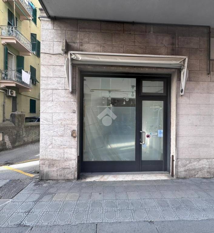 negozio in affitto a Chiavari