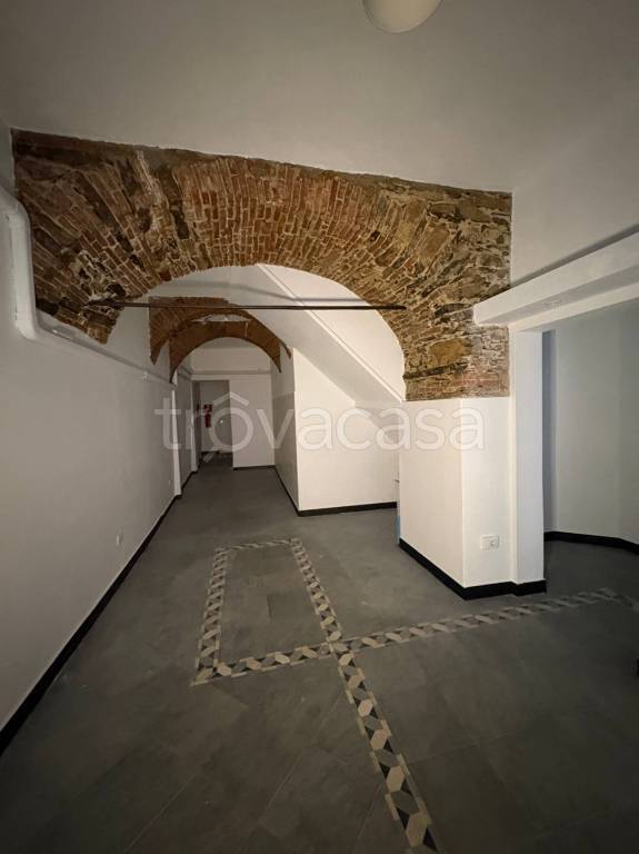 negozio in affitto a Chiavari
