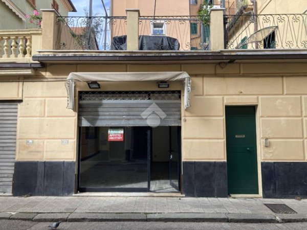 negozio in affitto a Chiavari