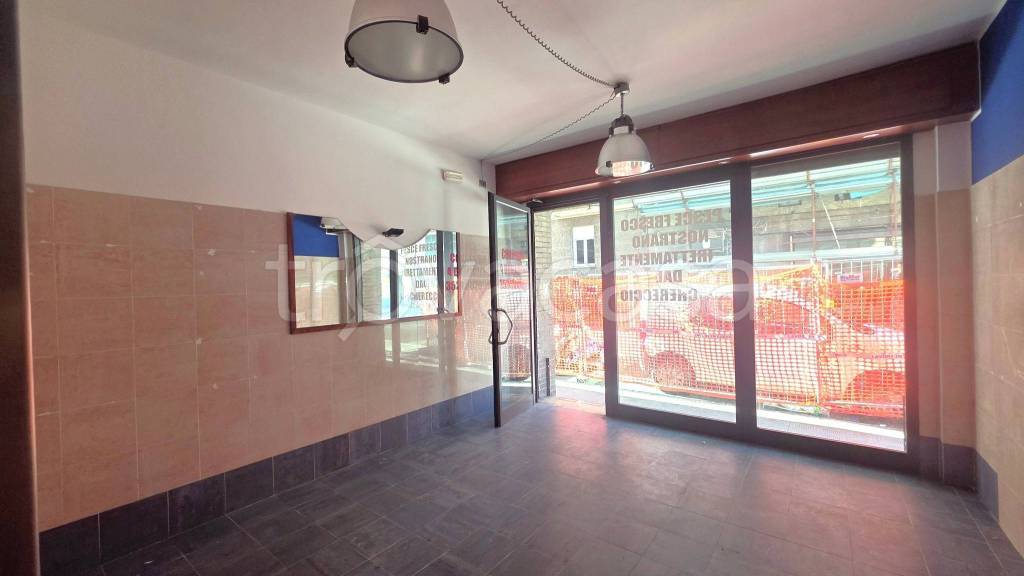 negozio in affitto a Chiavari