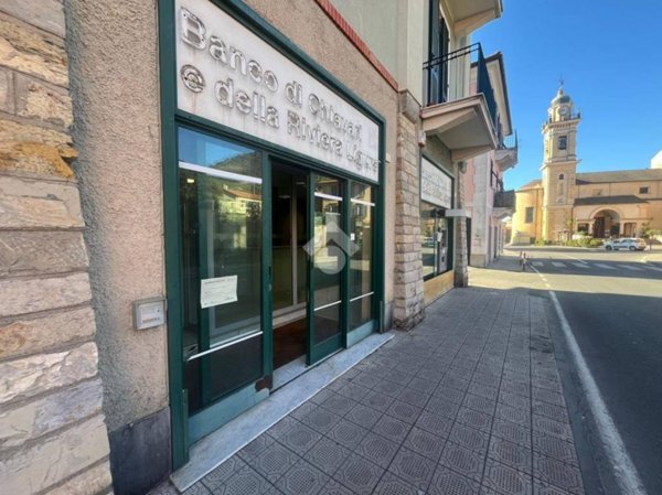 negozio in affitto a Chiavari