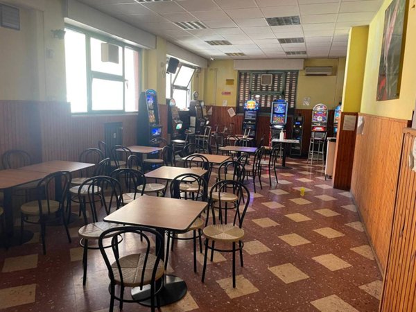 negozio in affitto a Chiavari