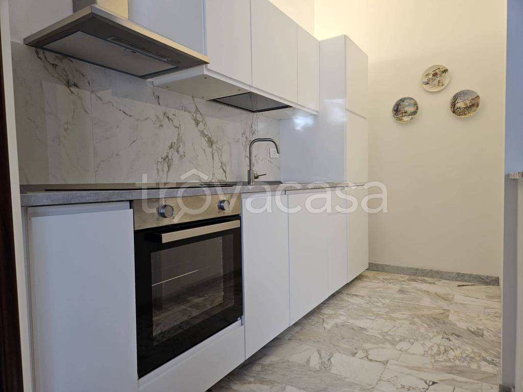 appartamento in affitto a Chiavari in zona Entella