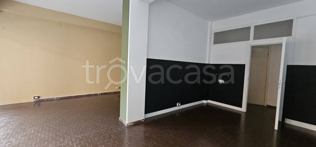 negozio in affitto a Chiavari