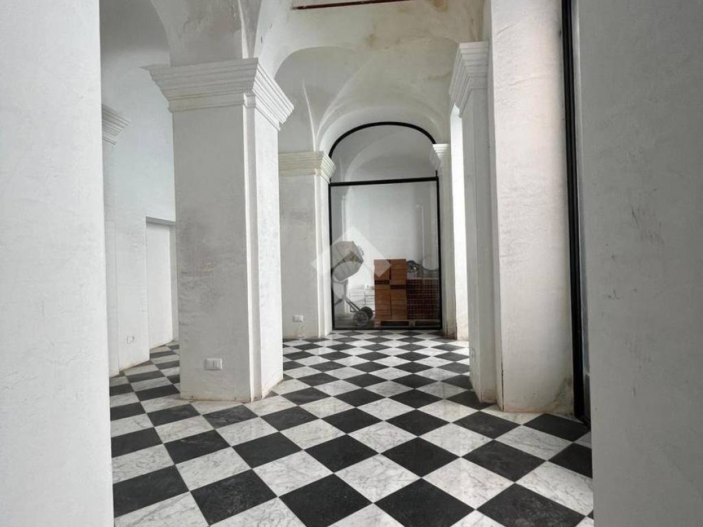 negozio in affitto a Chiavari