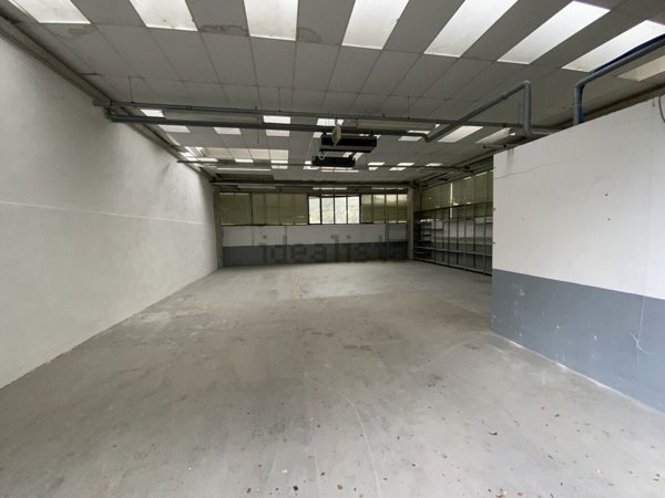 locale di sgombero in affitto a Chiavari
