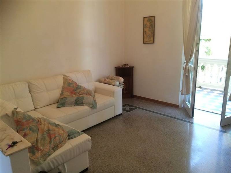 appartamento in affitto a Chiavari in zona Entella