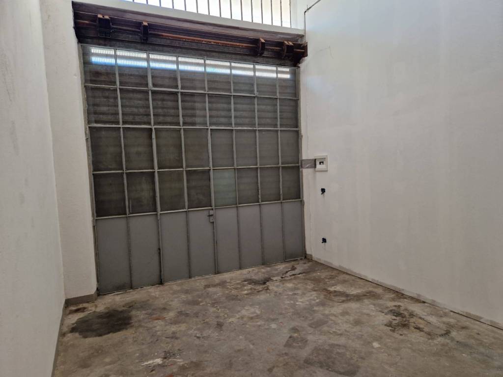locale di sgombero in affitto a Chiavari