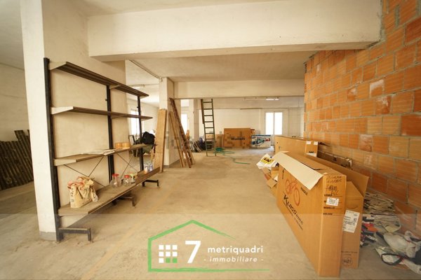 locale di sgombero in affitto a Chiavari in zona Entella