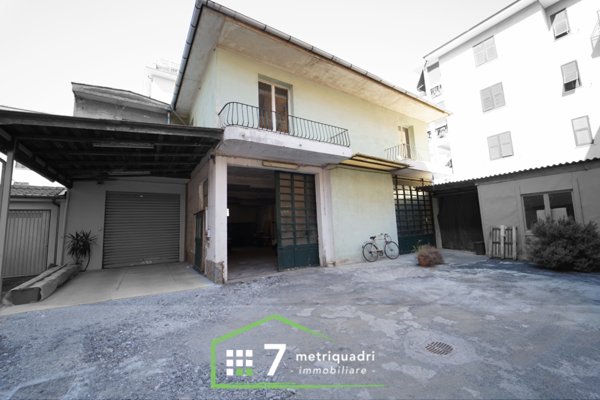 locale di sgombero in affitto a Chiavari in zona Entella