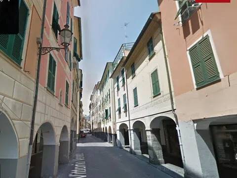 negozio in affitto a Chiavari