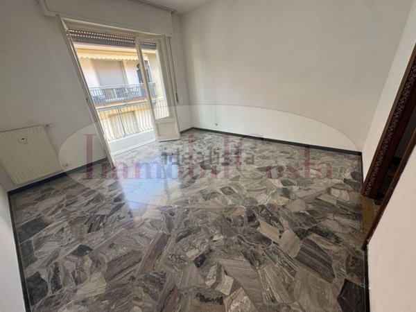 appartamento in affitto a Chiavari in zona Entella