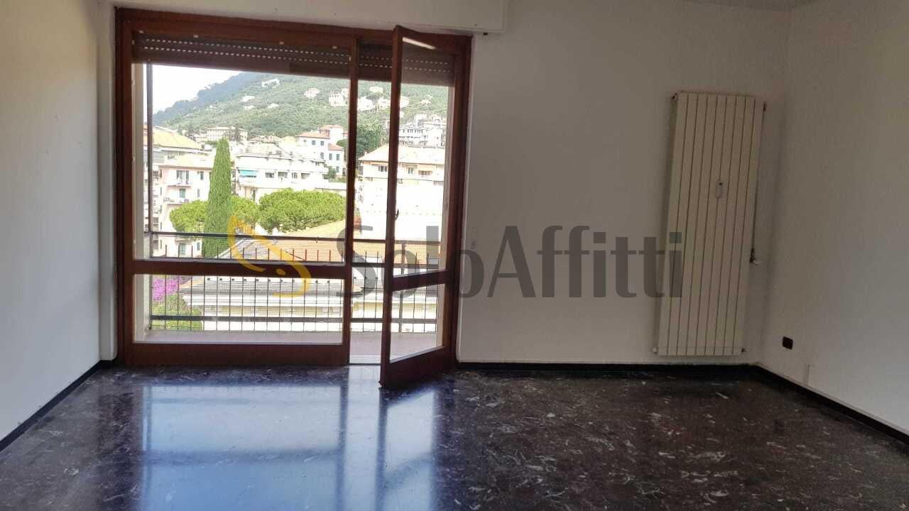 appartamento in affitto a Chiavari in zona Entella
