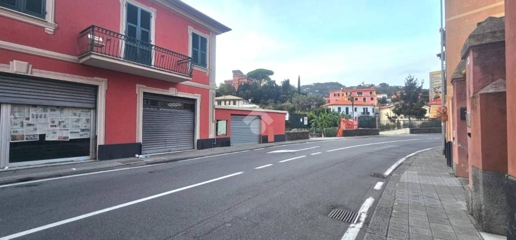locale commerciale in affitto a Chiavari