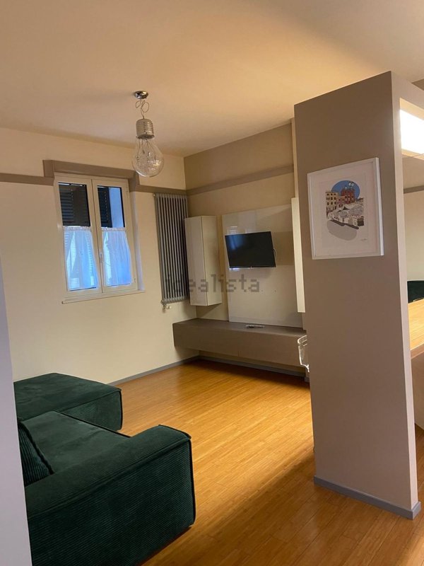 appartamento in affitto a Chiavari in zona Entella