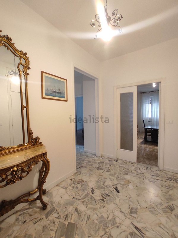 appartamento in affitto a Chiavari in zona Entella