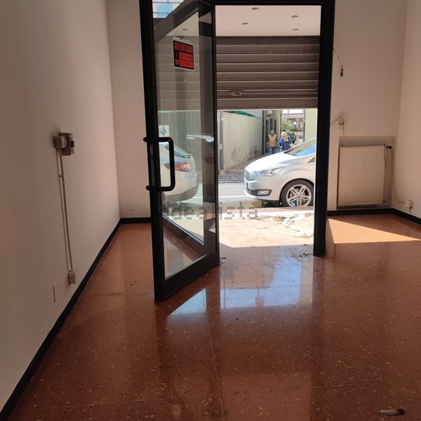 negozio in affitto a Cogoleto