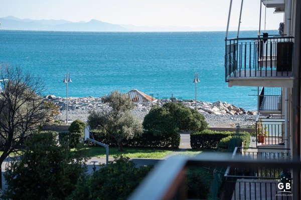 appartamento in affitto a Cogoleto