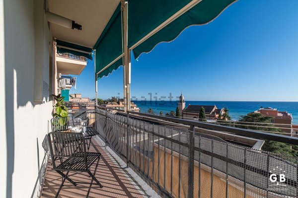 appartamento in affitto a Cogoleto