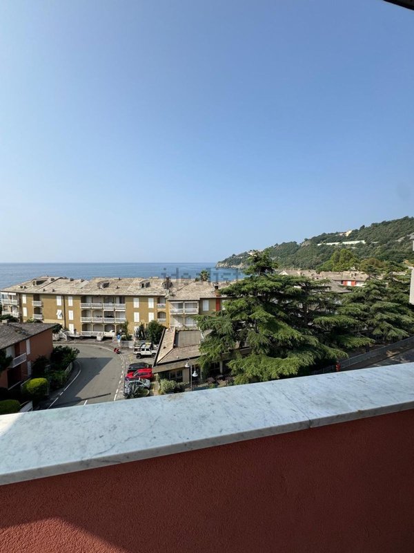 appartamento in affitto a Cogoleto