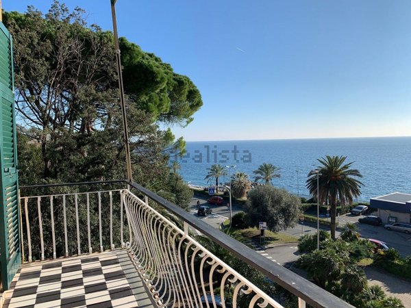 appartamento in affitto a Cogoleto