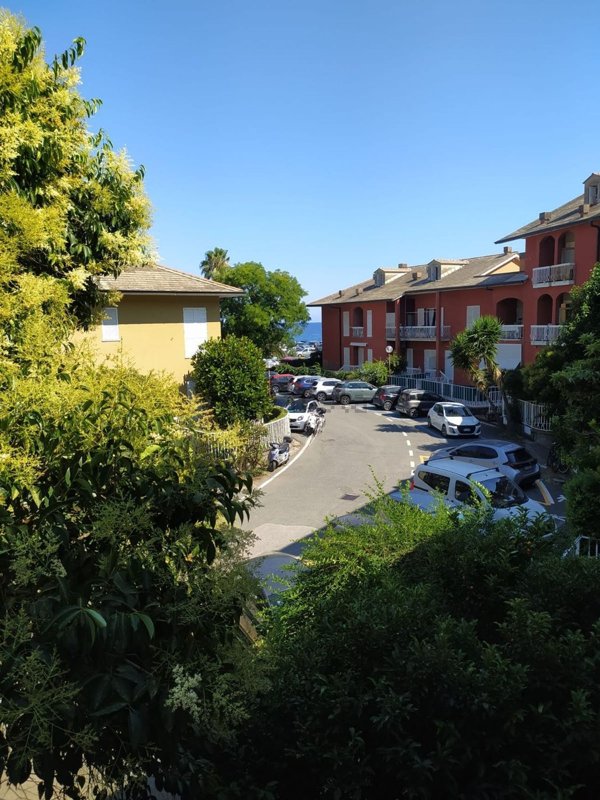 casa indipendente in affitto a Cogoleto