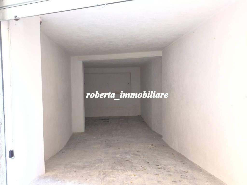 locale di sgombero in affitto a Cogoleto