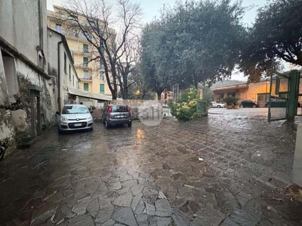 locale di sgombero in affitto a Cogoleto