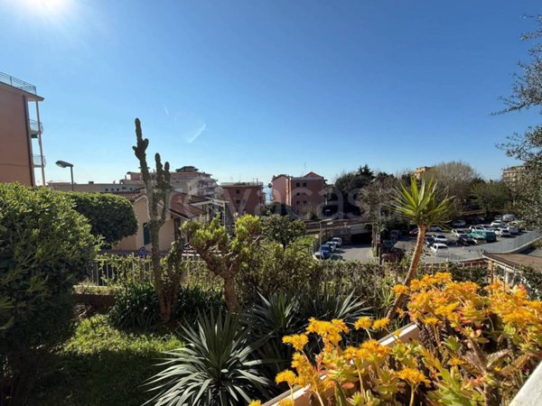 appartamento in affitto a Cogoleto