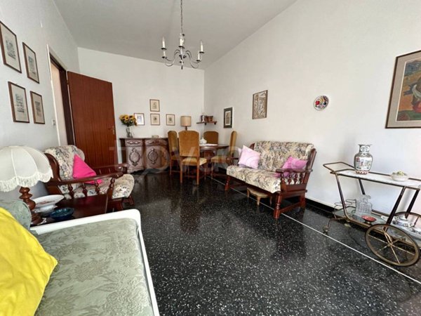 appartamento in affitto a Cogoleto in zona Pratozanino