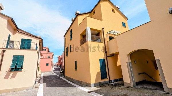 appartamento in affitto a Cogoleto in zona Lerca