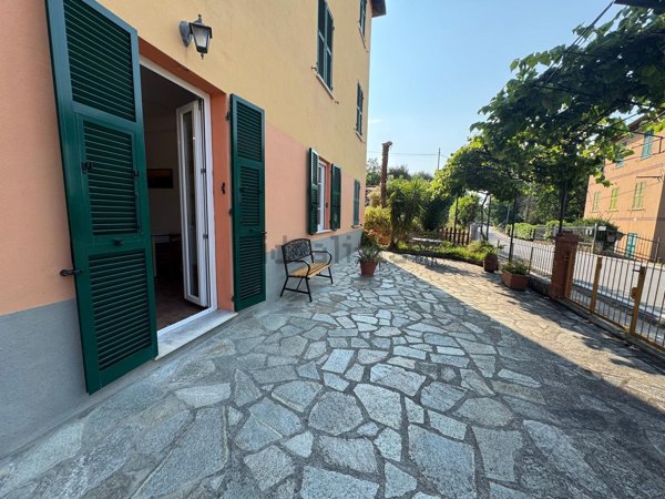 appartamento in affitto a Cogoleto in zona Sciarborasca