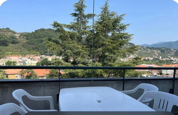 appartamento in affitto a Cogorno in zona San Salvatore