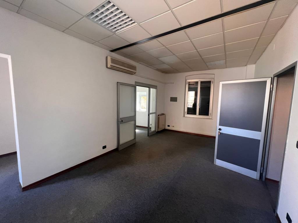 ufficio in affitto a Genova in zona Nervi