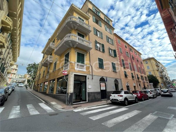 trivano in affitto a Genova in zona Pegli
