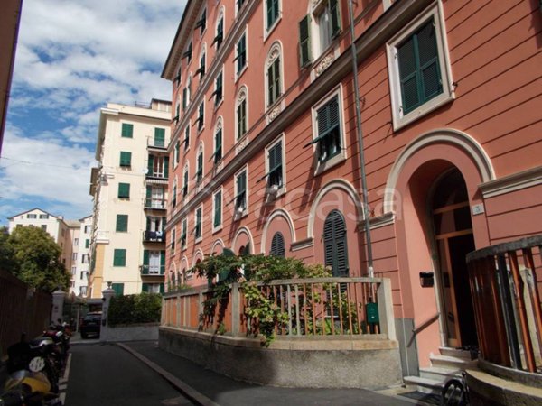 appartamento in affitto a Genova in zona Carignano