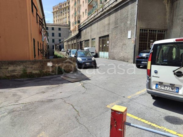 ufficio in affitto a Genova in zona Lagaccio / Granarolo