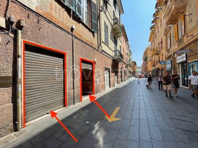 trivano in affitto a Genova in zona Sestri Ponente