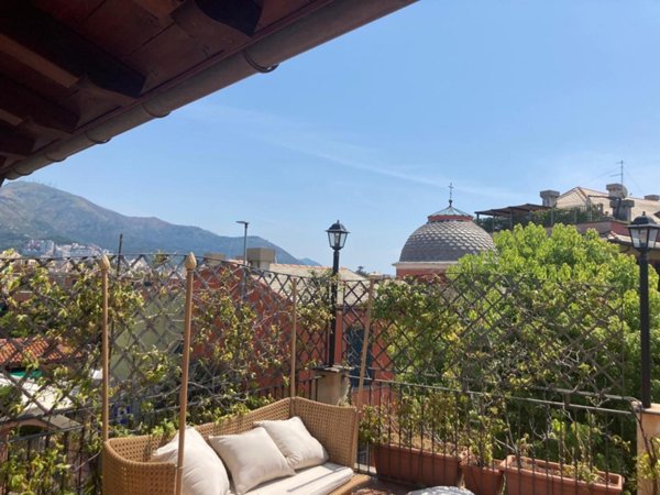 casa indipendente in affitto a Genova in zona Albaro