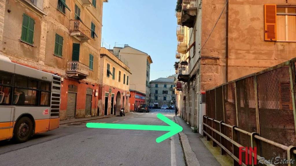 trivano in affitto a Genova in zona Sestri Ponente