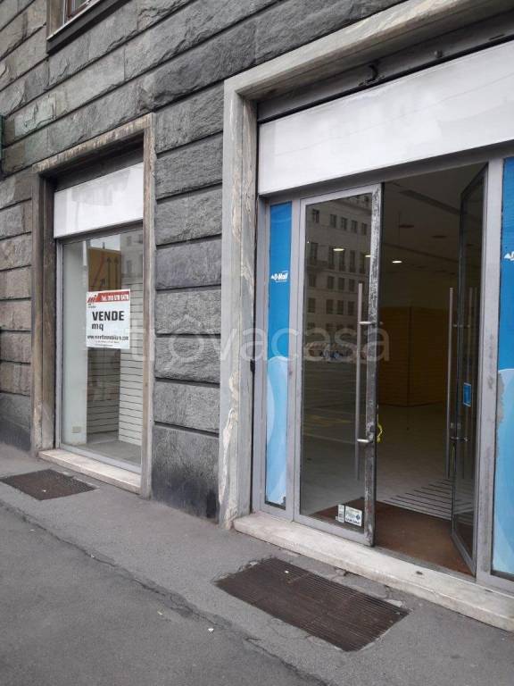negozio in affitto a Genova in zona Foce