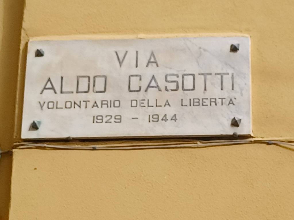 negozio in affitto a Genova in zona Nervi