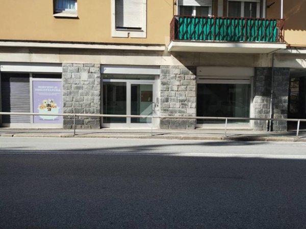 negozio in affitto a Genova in zona San Martino