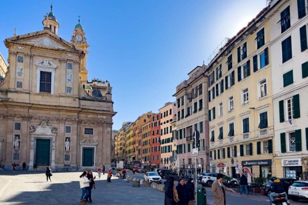 appartamento in affitto a Genova in zona Sottoripa / Maddalena / Molo